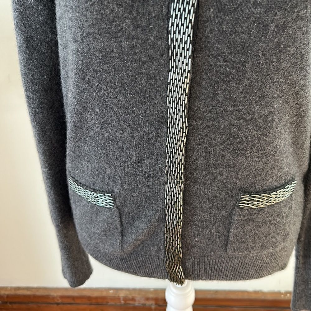 Bloomingdale’s gray cashmere beaded long sleeve cardigan Size M - Picture 3 of 10
